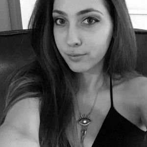 Meet your Posher, Jenee